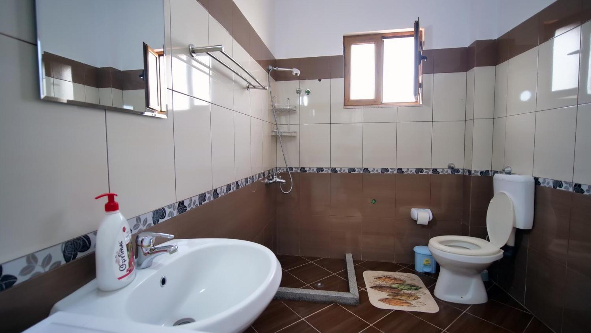 Vila Dean Berat Exterior photo