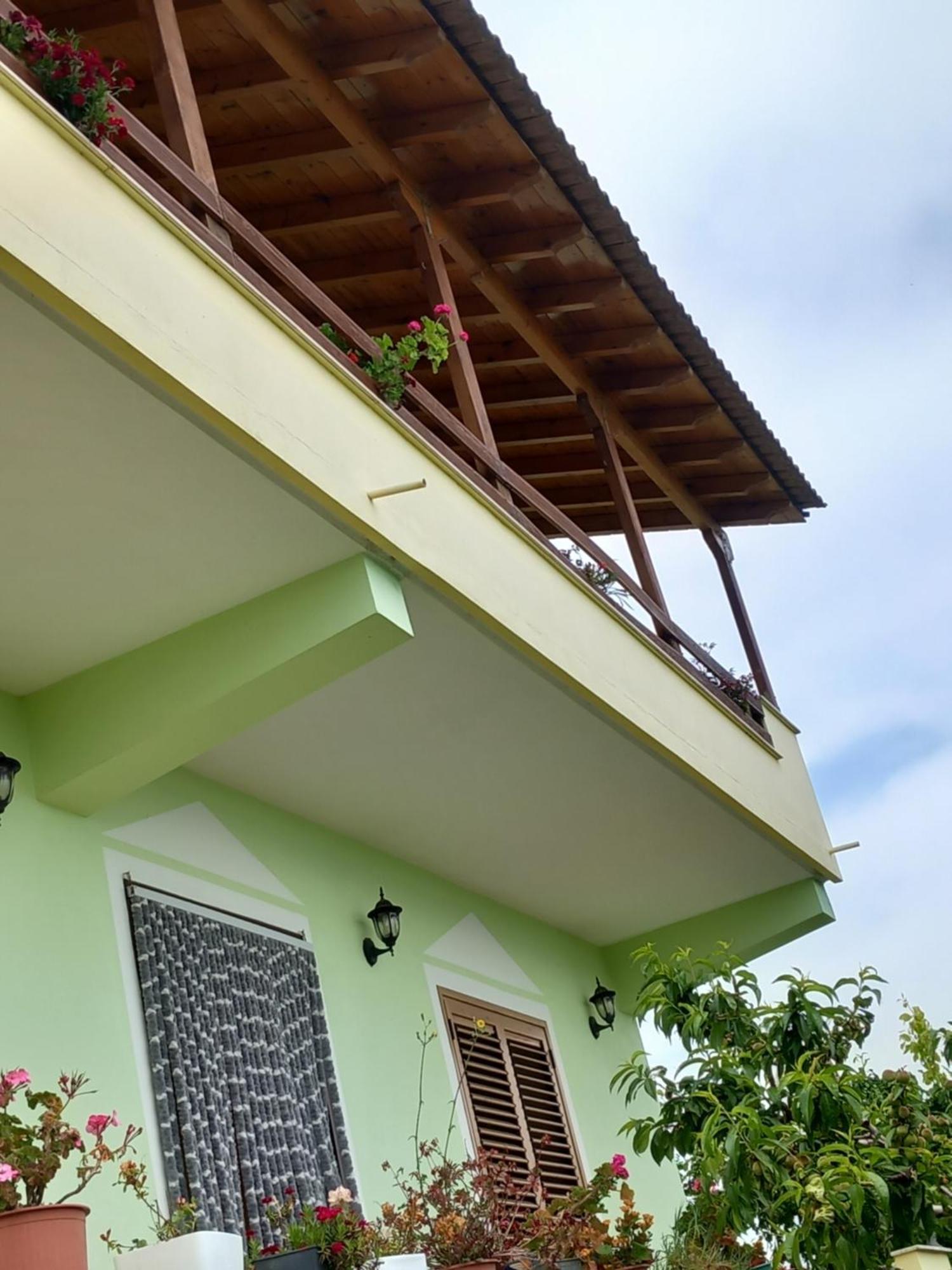 Vila Dean Berat Exterior photo